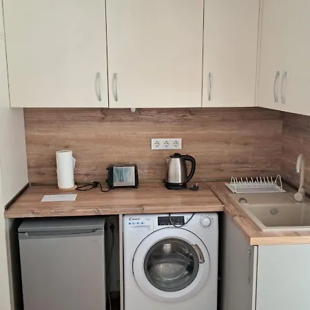 Charming Aquamarine Getaway *