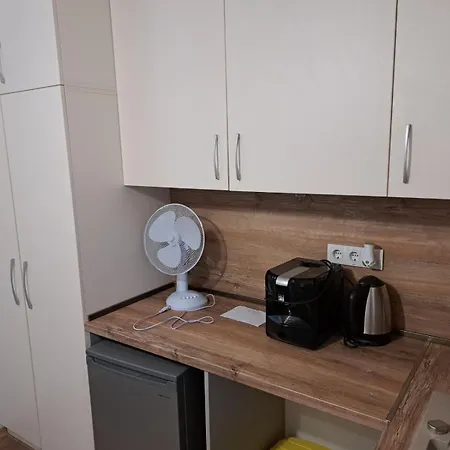 Charming Aquamarine Getaway Варна